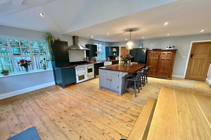 Images for Parrs Wood Road, Manchester, M20