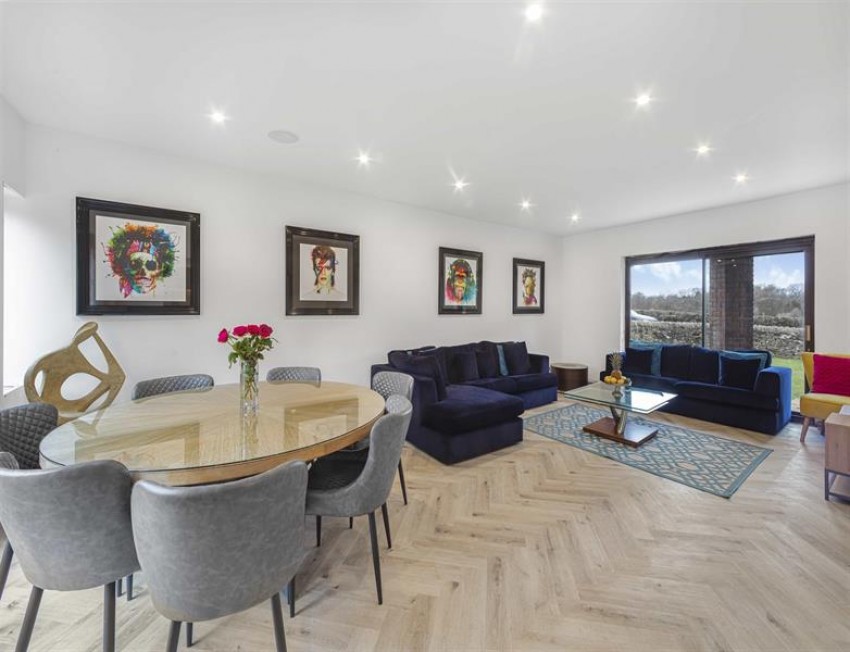 Images for Holmlee Way, Prestbury