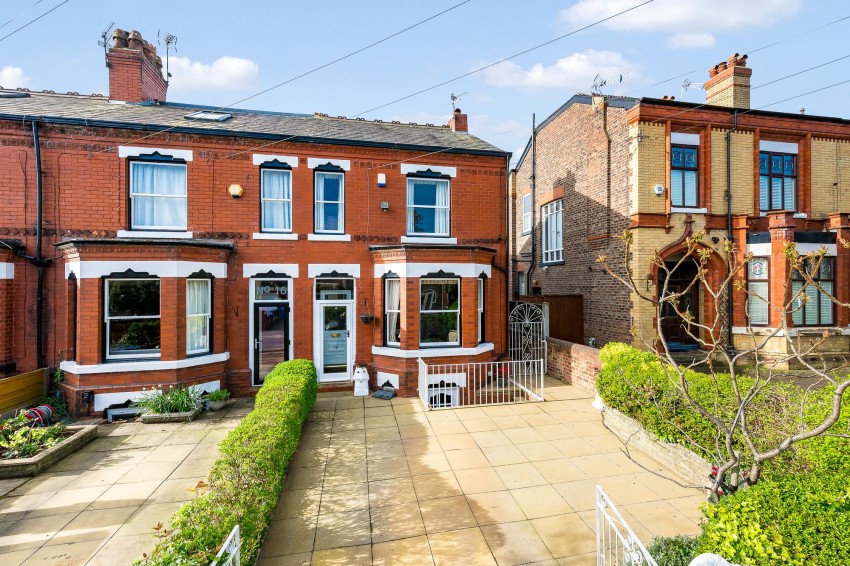 Images for Highfield, Sale, M33