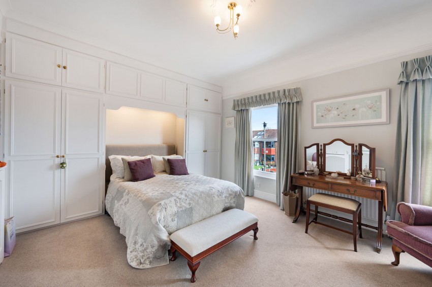 Images for Highfield, Sale, M33