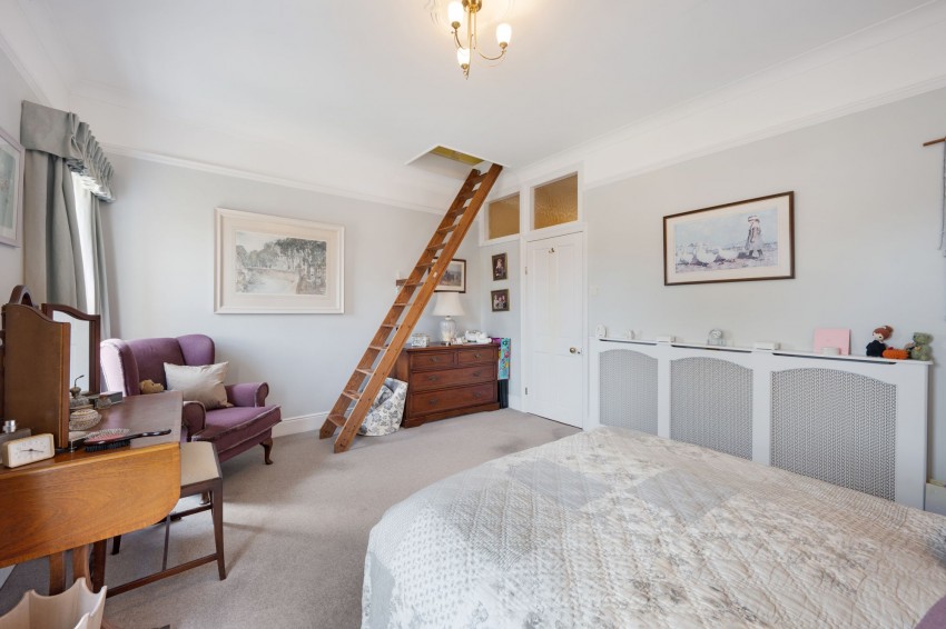 Images for Highfield, Sale, M33