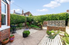 Images for Highfield, Sale, M33