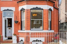 Images for Highfield, Sale, M33