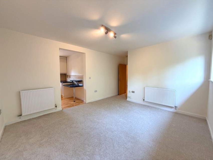 Images for Wharf Road, Sale, M33