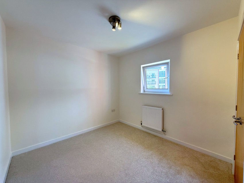 Images for Wharf Road, Sale, M33