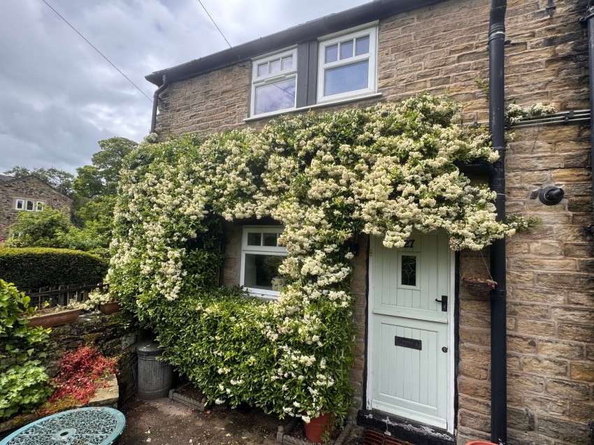 Images for Moor End Road, Mellor, SK6