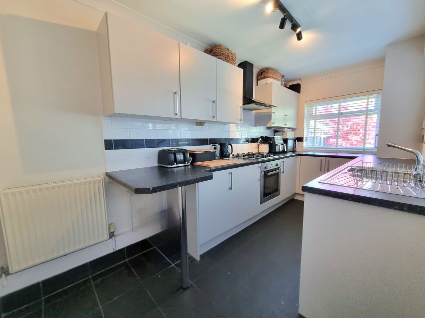 Images for Temple Road, Sale, M33