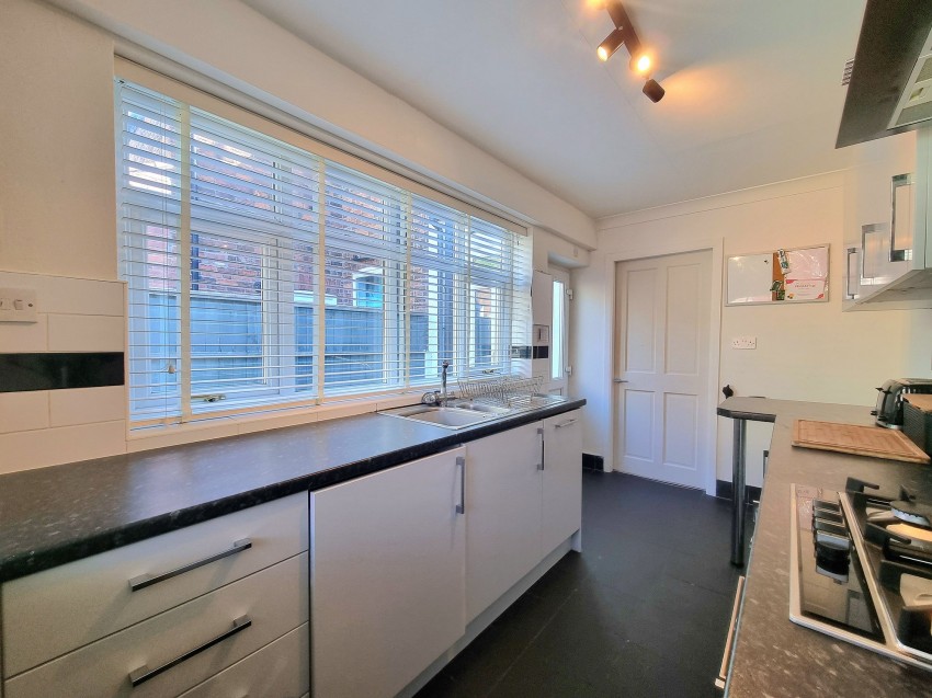 Images for Temple Road, Sale, M33