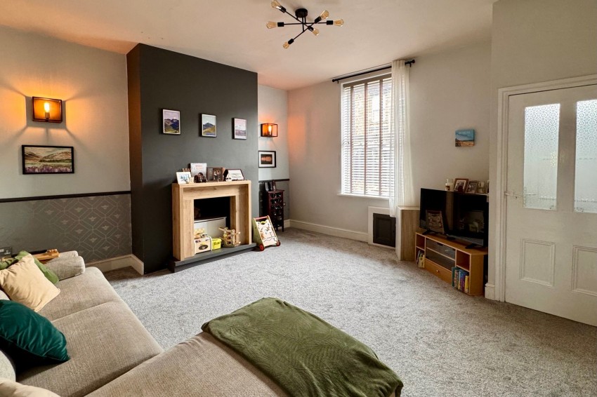 Images for New Road, Tintwistle, SK13