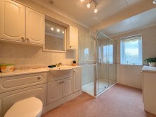 Images for Carlyn Avenue, Sale, M33