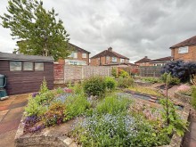 Images for Carlyn Avenue, Sale, M33
