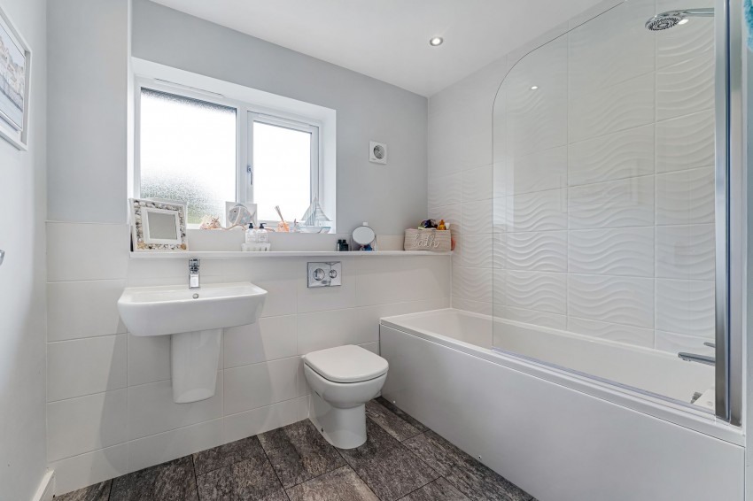 Images for 28 Cricketers Way, Langley, SK11