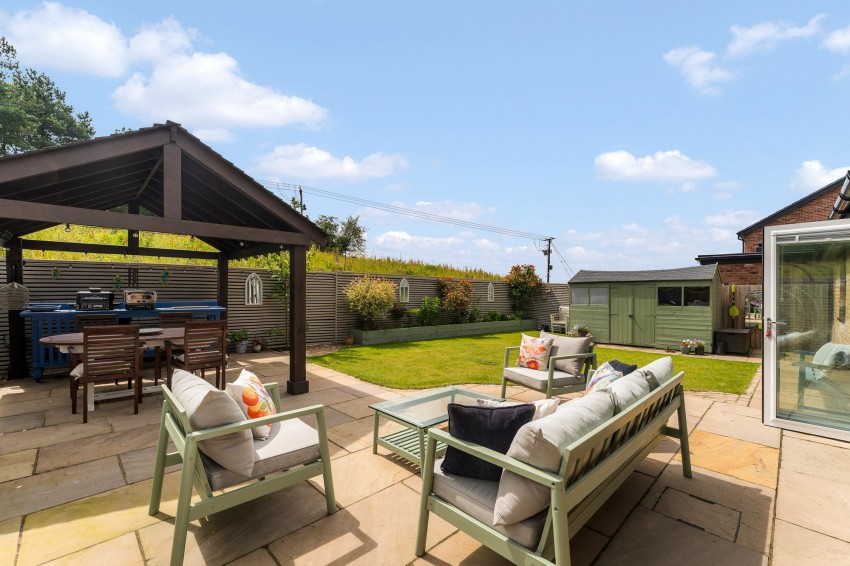 Images for 28 Cricketers Way, Langley, SK11