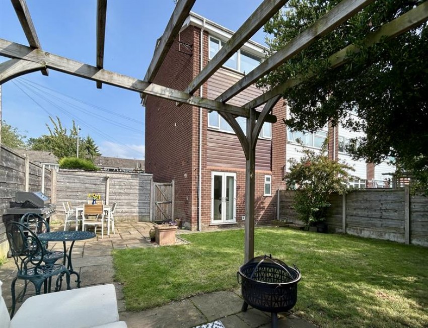 Images for Chorlton Drive, Cheadle