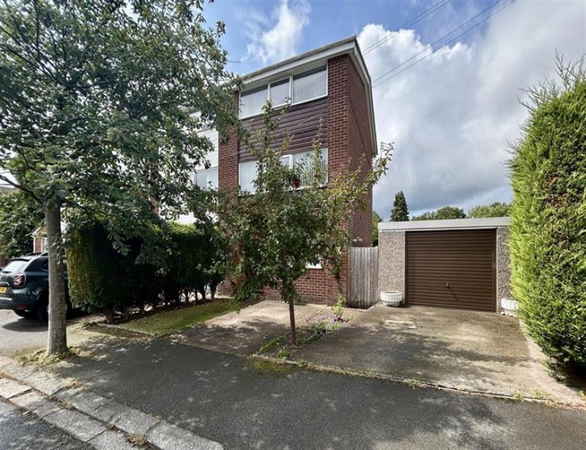 Images for Chorlton Drive, Cheadle