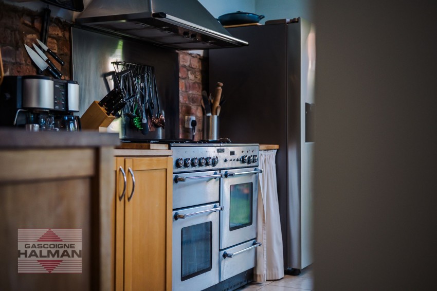 Images for Abington Road, Sale, M33