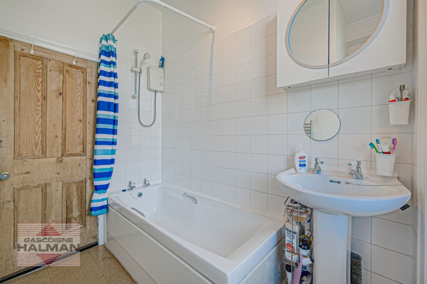 Images for Abington Road, Sale, M33