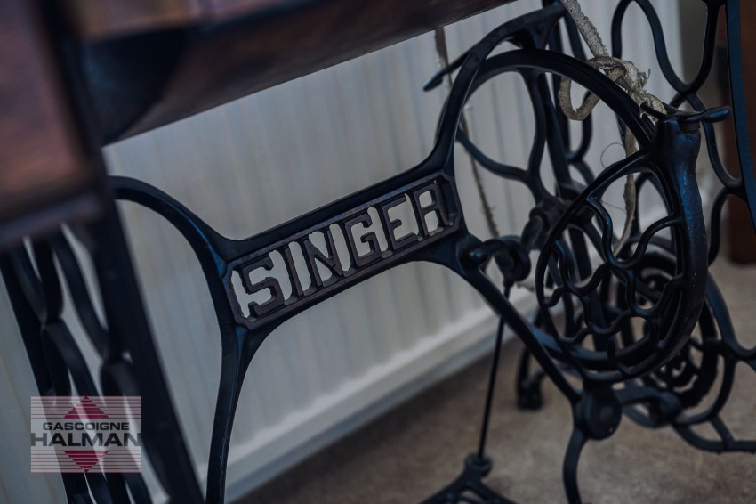 Images for Abington Road, Sale, M33