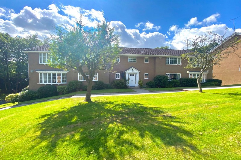 Castle Hill Court, Prestbury, SK10
