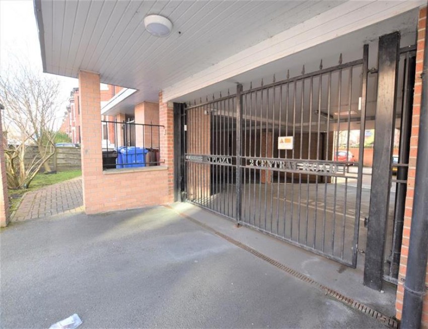 Images for Central Road, Didsbury