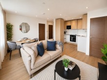 Images for 126 Washway Road, Sale, M33