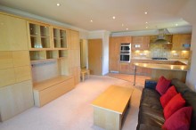 Images for Roselands, Harboro Road, Sale