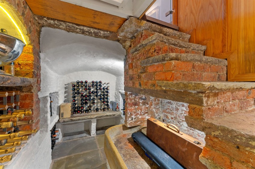 Images for Meg Lane, Sutton, SK11