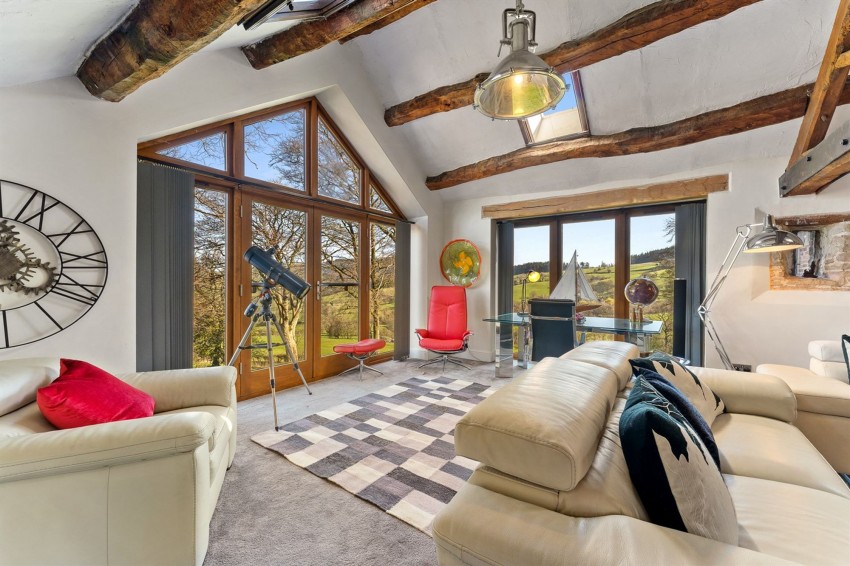 Images for Meg Lane, Sutton, SK11