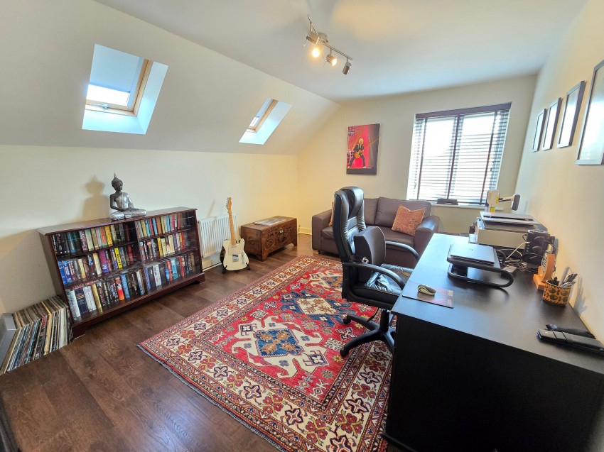 Images for Avensbeck, West Timperley, WA14