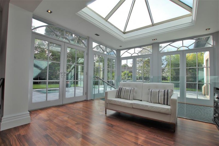 Images for Broad Lane, Hale