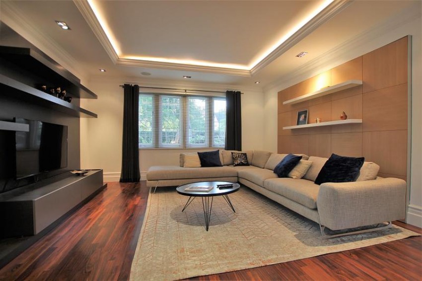 Images for Broad Lane, Hale