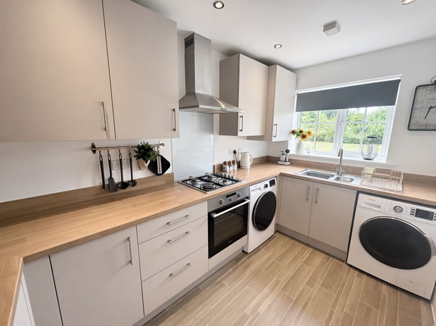 Images for Holly Close, Holmes Chapel, CW4