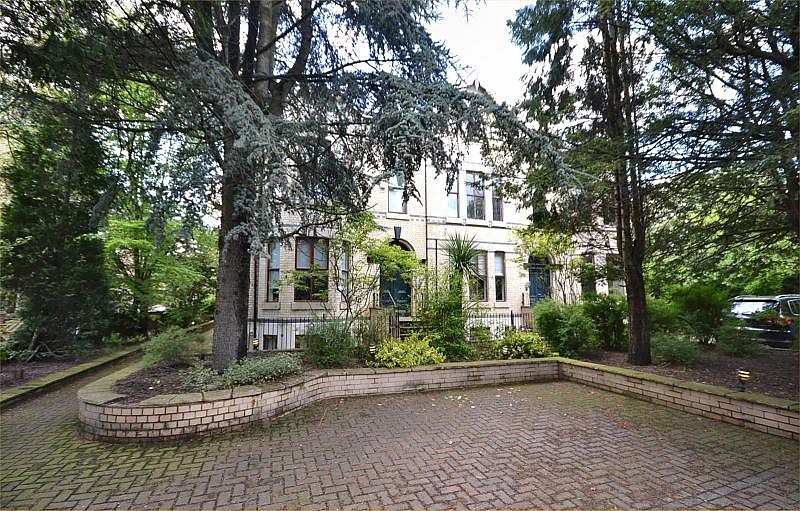 The Residence, Palatine Road