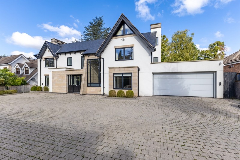Carrwood, Hale Barns
