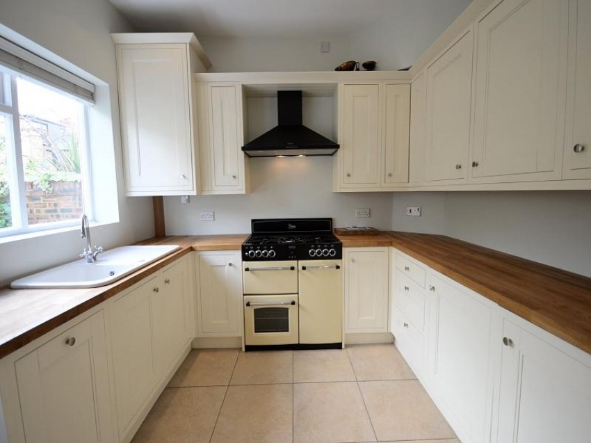 Images for Tolland Lane, Hale