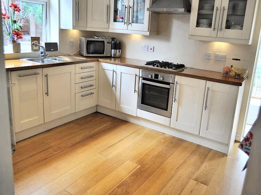 Images for Harefield Drive, Didsbury