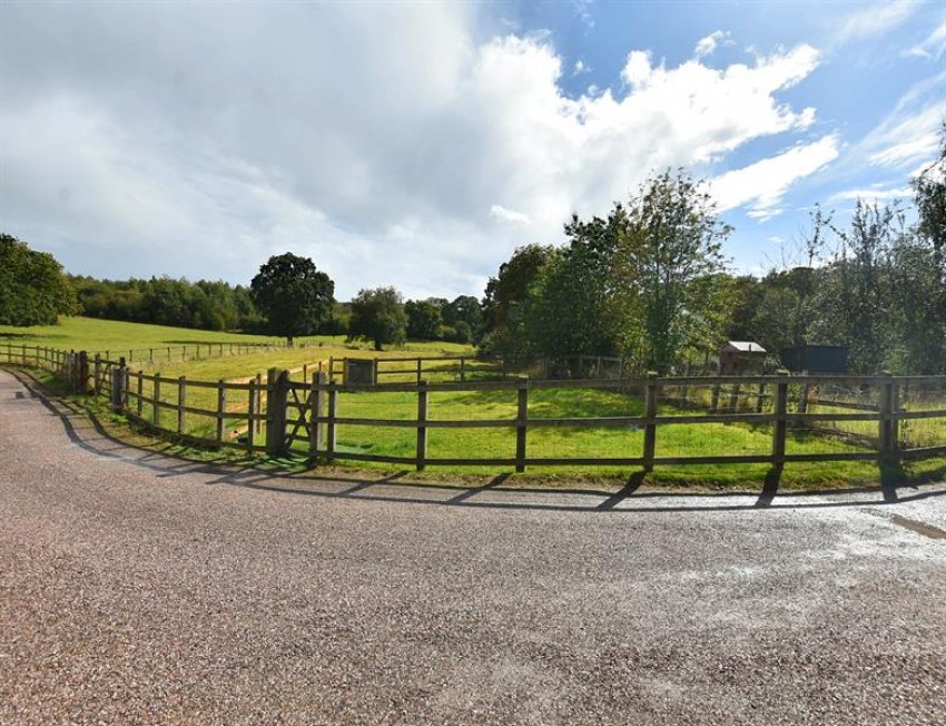 Images for New Road, Moreton, Congleton