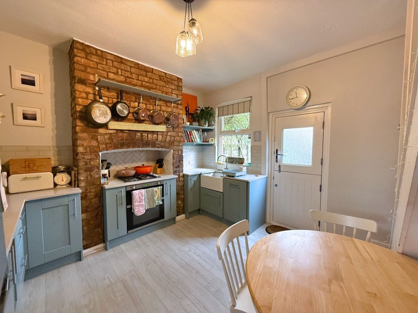 Images for Gordon Avenue, Sale, M33