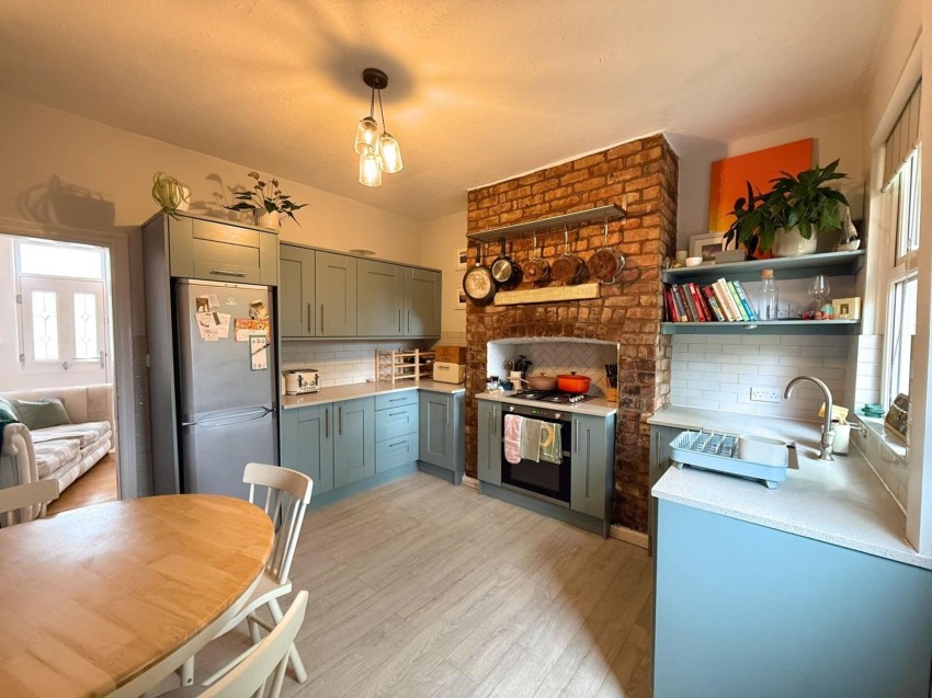 Images for Gordon Avenue, Sale, M33