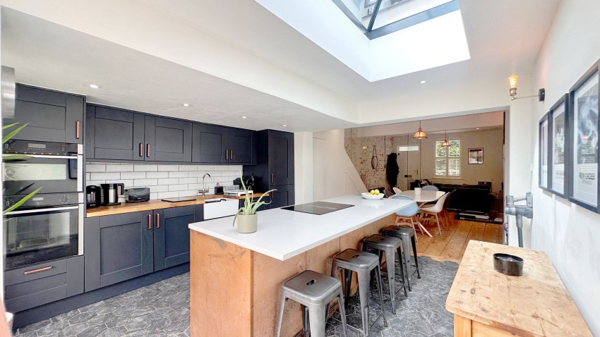 Images for 290 Park Lane, Poynton, SK12