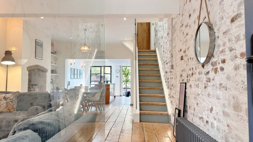 Images for 290 Park Lane, Poynton, SK12