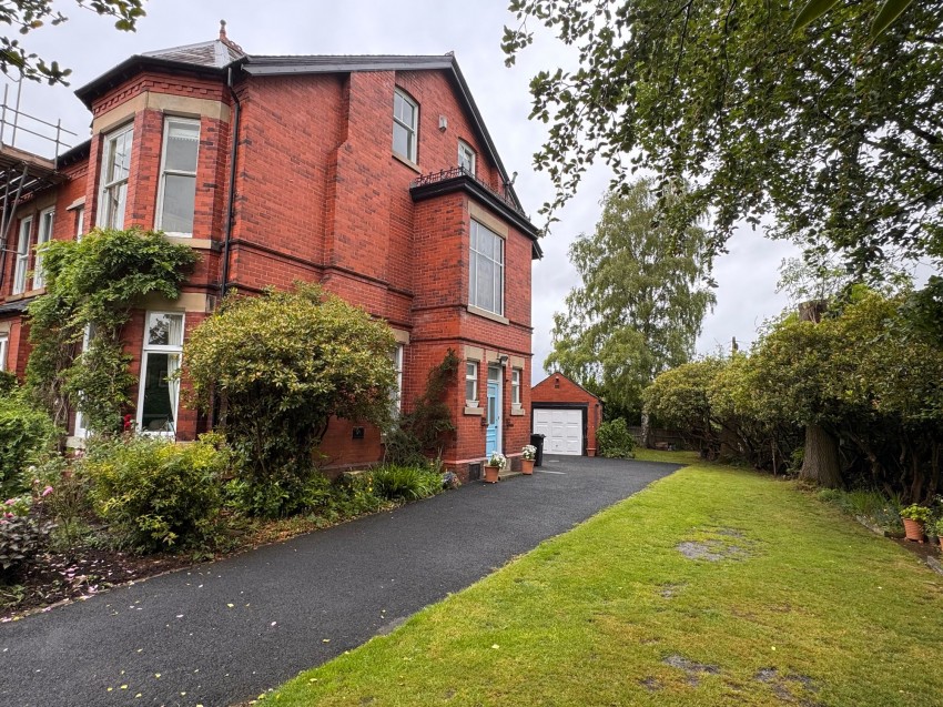 Images for Grosvenor Road, Marple, SK6