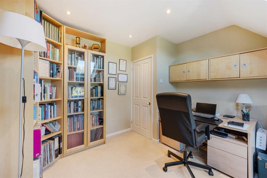 Images for Fairbourne Close, Wilmslow