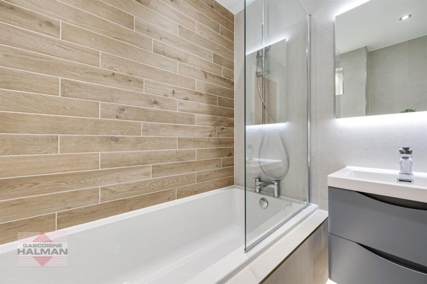 Images for The Range, Woodford, SK7