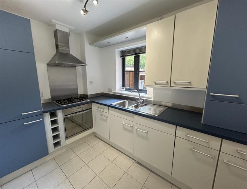 Images for Montague Road, Sale