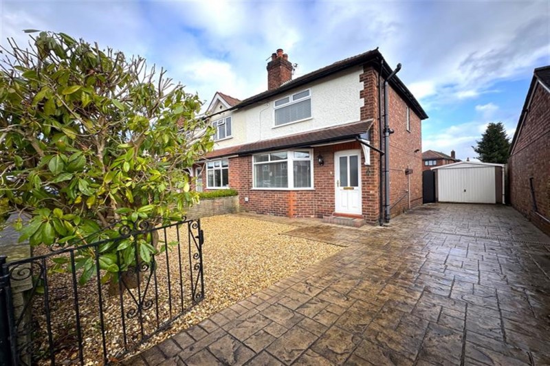 Acacia Avenue, Knutsford