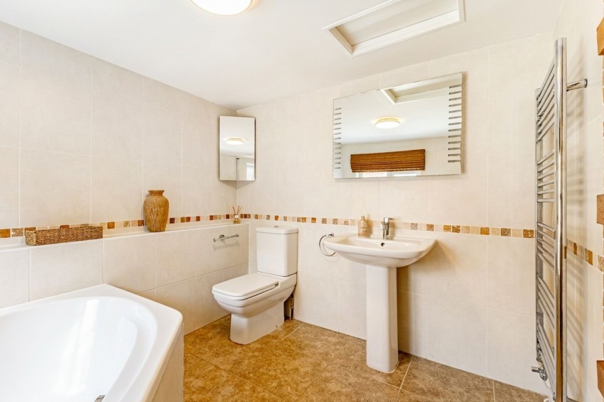Images for London Road, Adlington, SK10