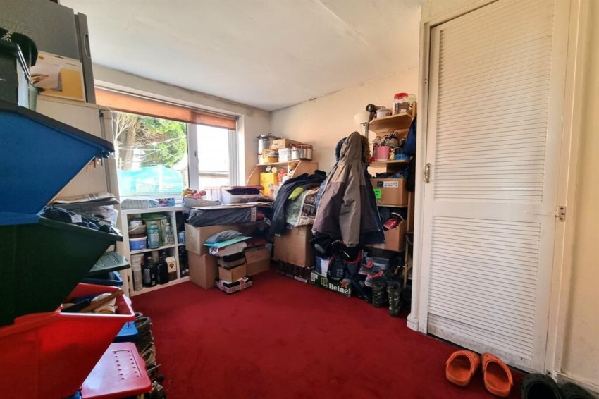 Images for Peover Avenue, Sale, M33