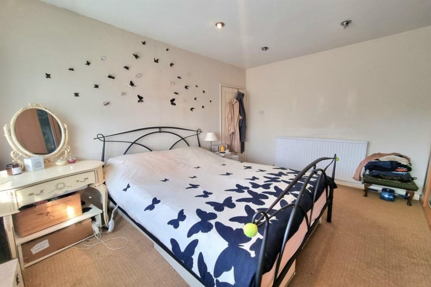 Images for Peover Avenue, Sale, M33