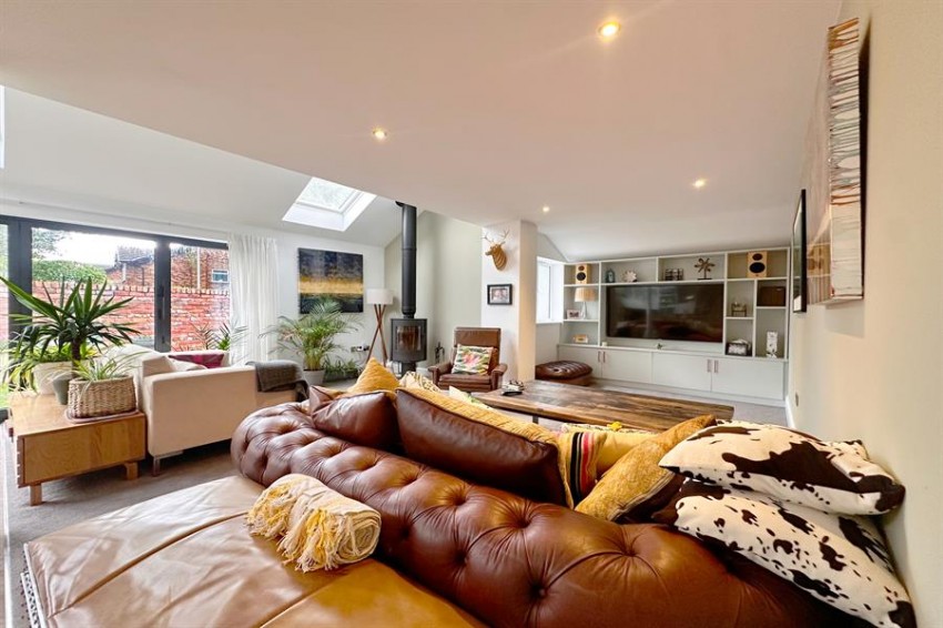 Images for Dickens Lane, Poynton
